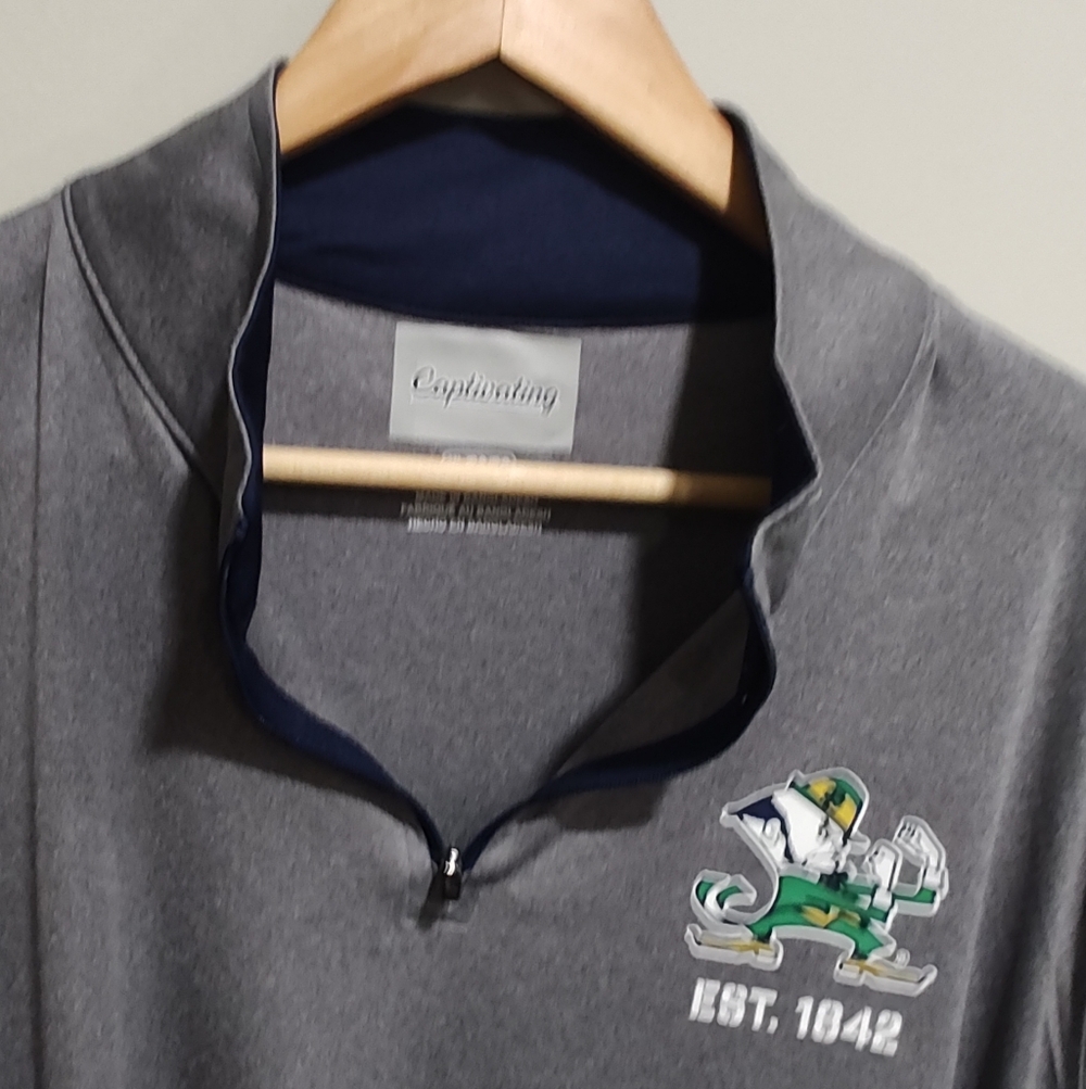 Notre Dame Fighting Irish Long Sleeve Men's T-shirt Size XL Captivating Brand - Picture 7 of 10